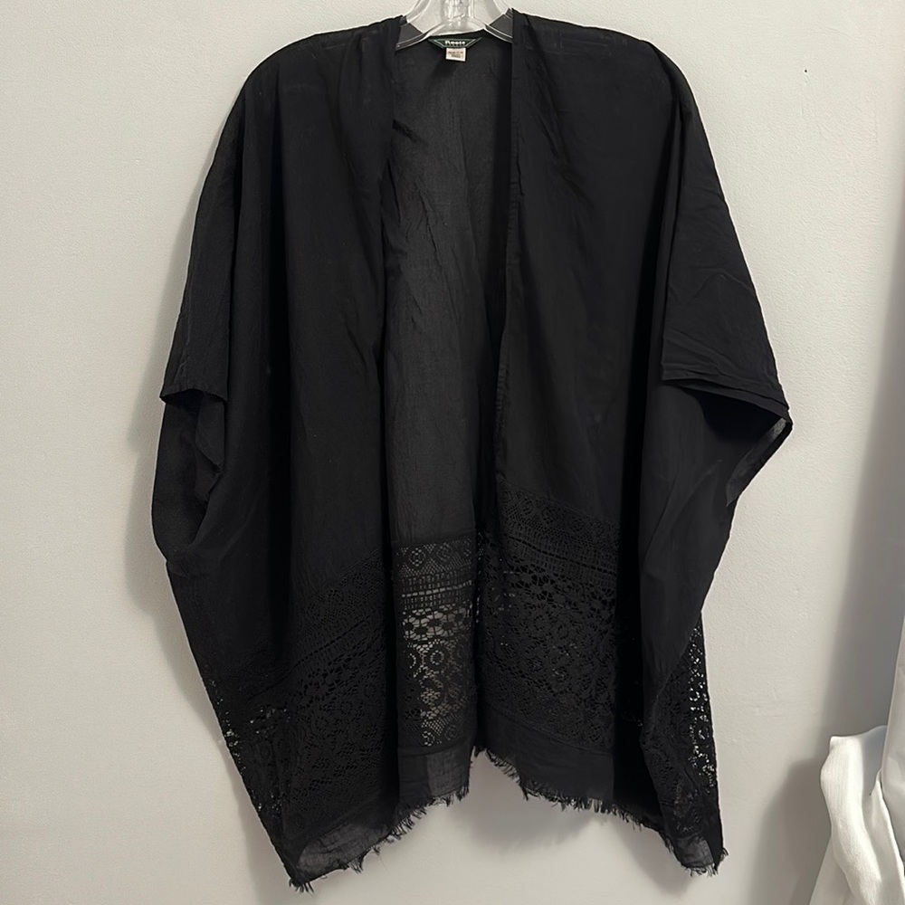 Roots Black Open-Front Lace-Trim Cape